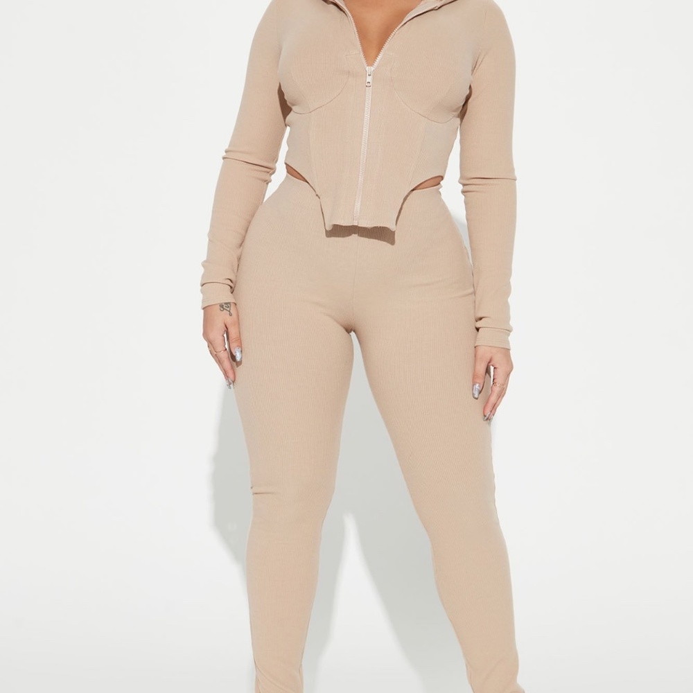 Fashion nova lounge set